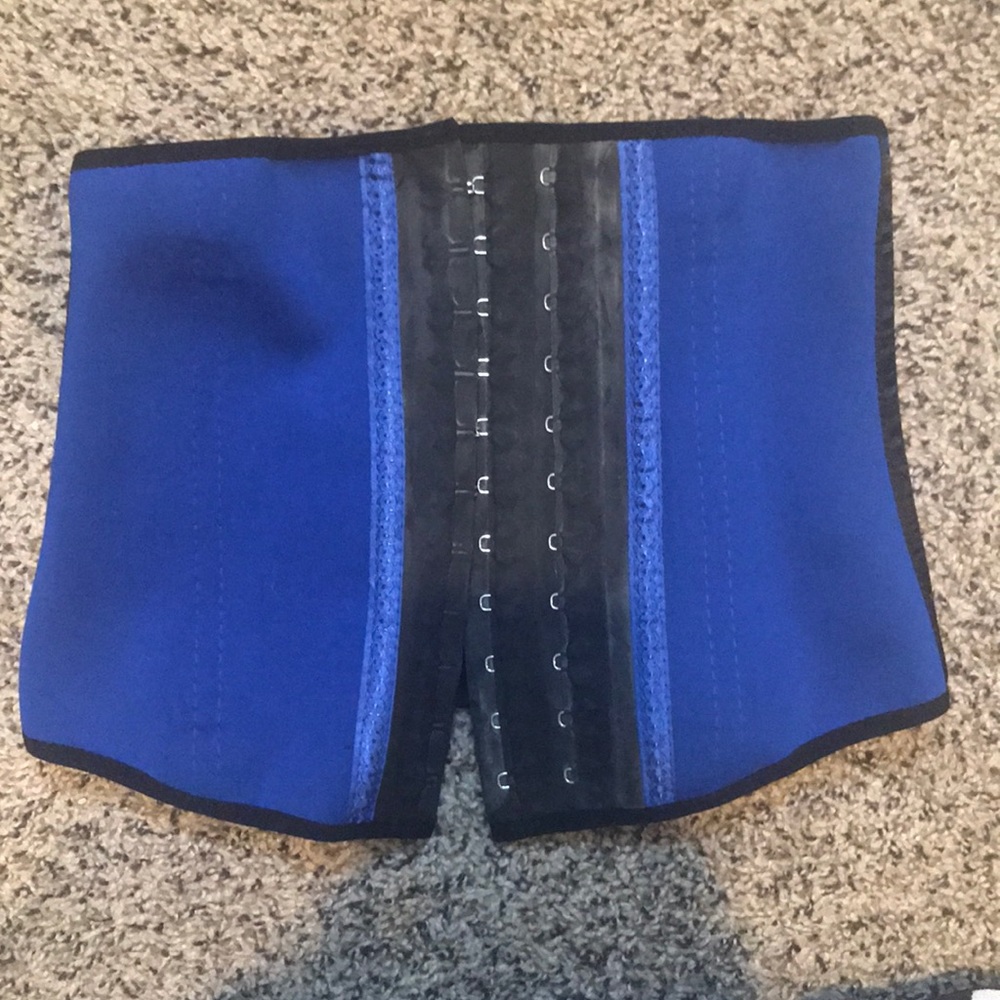Kardashian Waist Trainer